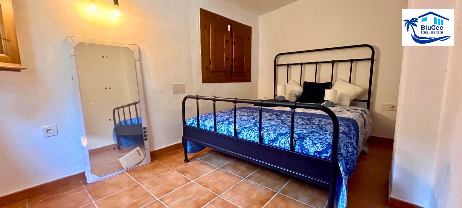 1 soveværelse Finca/Landehus til salg i Frigiliana med swimmingpool garage - € 249.000 (Ref: 9003992)