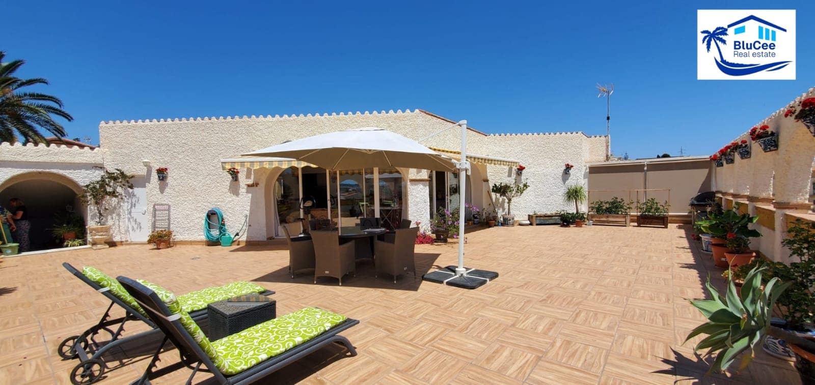 3 sypialnia Dom na sprzedaż w Caleta de Velez z basenem - 485 000 € (Ref: 9006110)