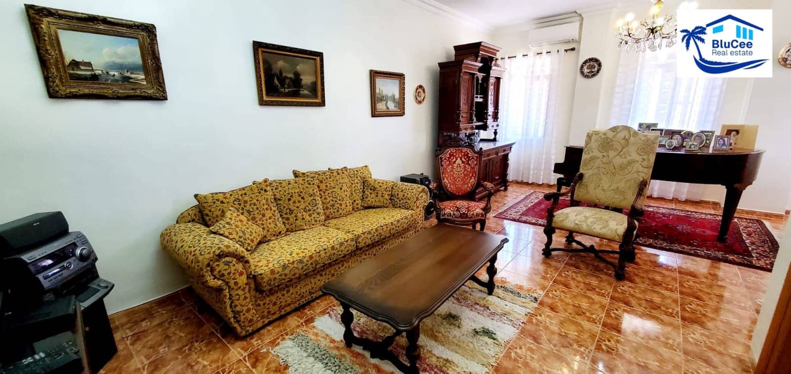 3 sypialnia Dom na sprzedaż w Caleta de Velez z basenem - 485 000 € (Ref: 9006110)