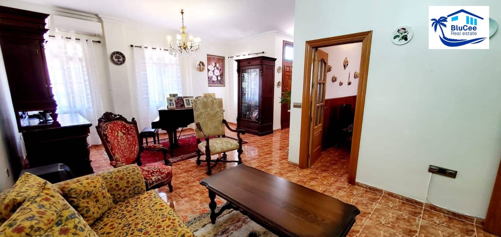 3 sypialnia Dom na sprzedaż w Caleta de Velez z basenem - 485 000 € (Ref: 9006110)