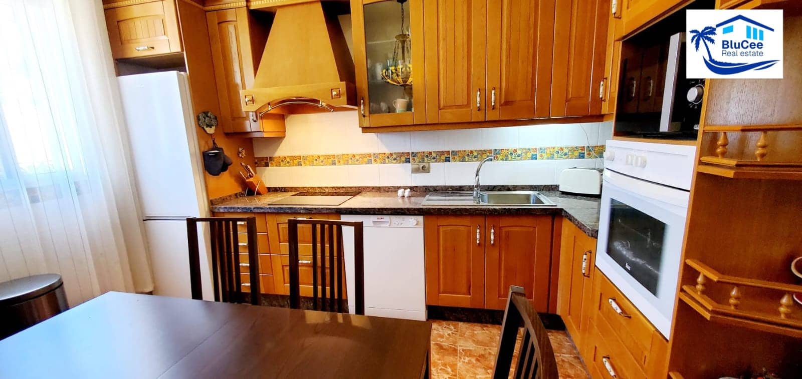 3 sypialnia Dom na sprzedaż w Caleta de Velez z basenem - 485 000 € (Ref: 9006110)