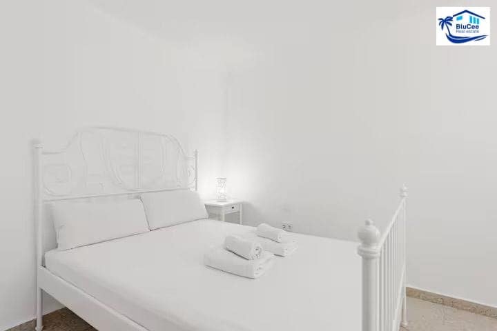 2 Zimmer Apartment zu vermieten in Malaga Stadt - 1.600 € (Ref: 9030695)