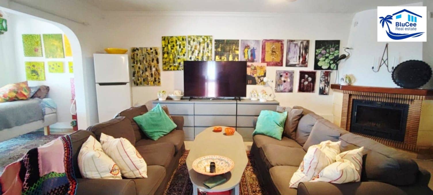 3 soveværelse Villa til salg i Almayate med swimmingpool - € 415.000 (Ref: 9066845)