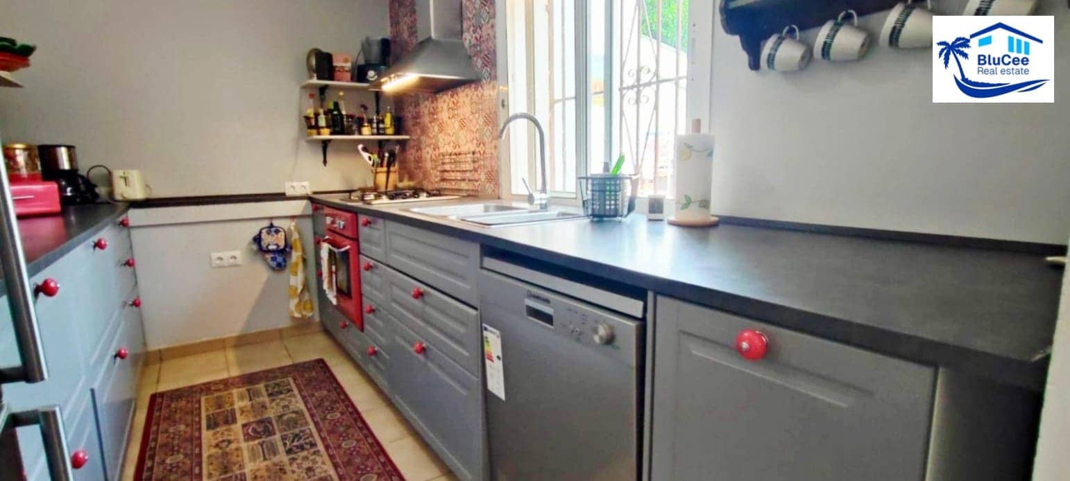 3 soveværelse Villa til salg i Almayate med swimmingpool - € 415.000 (Ref: 9066845)