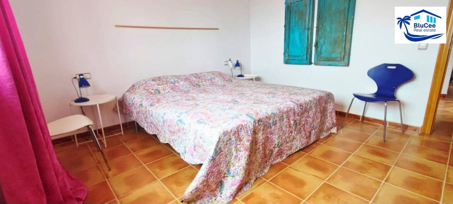 3 soveværelse Villa til salg i Almayate med swimmingpool - € 415.000 (Ref: 9066845)