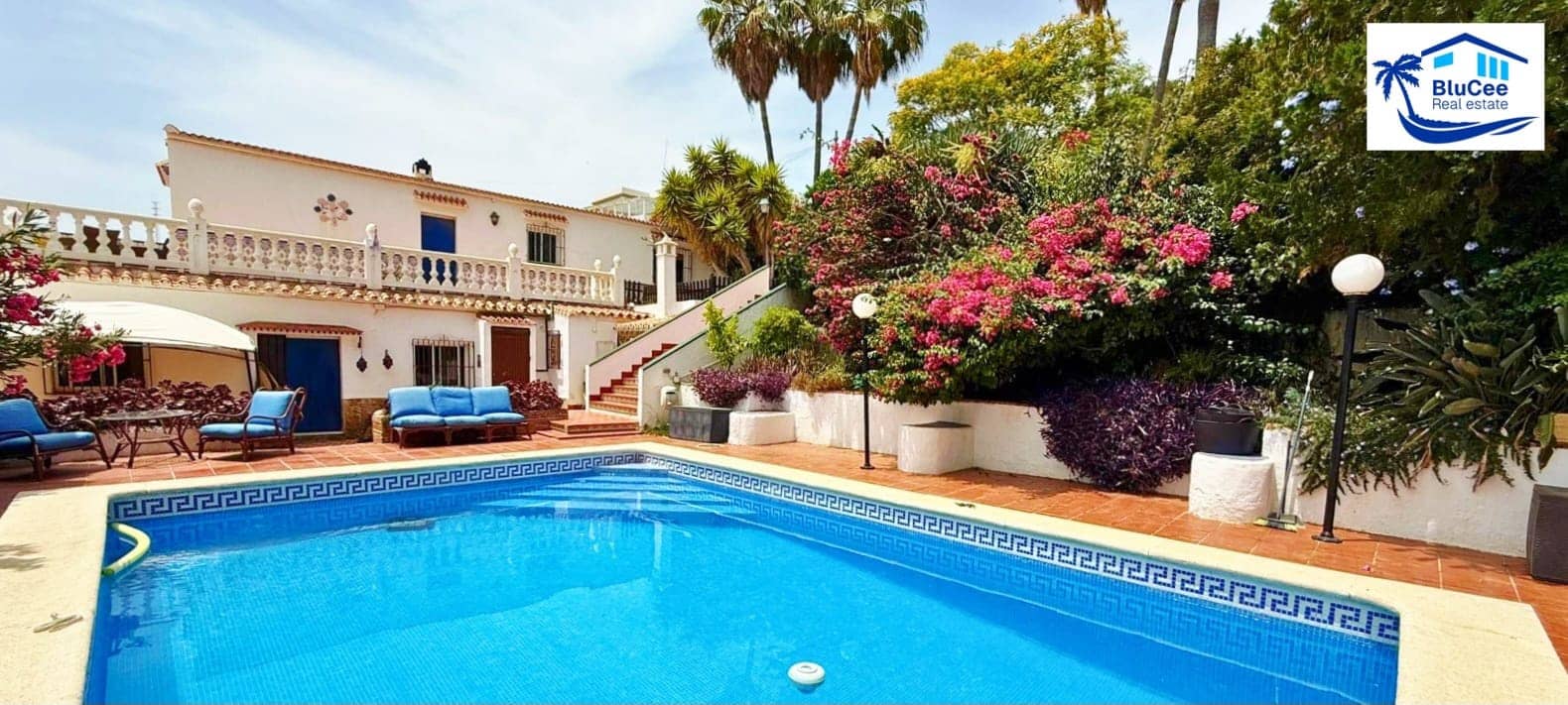 3 soveværelse Villa til salg i Almayate med swimmingpool - € 415.000 (Ref: 9066845)