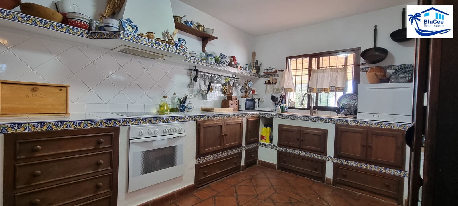 4 sypialnia Finka/Dom wiejski na sprzedaż w Rincon de la Victoria z basenem garażem - 850 000 € (Ref: 9126182)