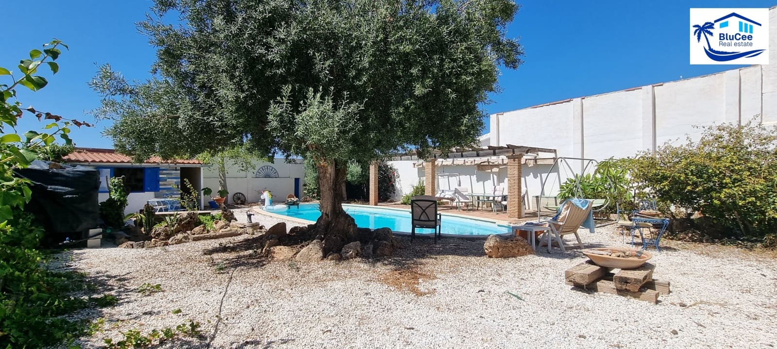 4 sypialnia Finka/Dom wiejski na sprzedaż w Rincon de la Victoria z basenem garażem - 850 000 € (Ref: 9126182)