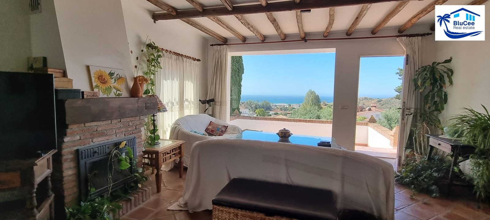 4 sypialnia Finka/Dom wiejski na sprzedaż w Rincon de la Victoria z basenem garażem - 850 000 € (Ref: 9126182)