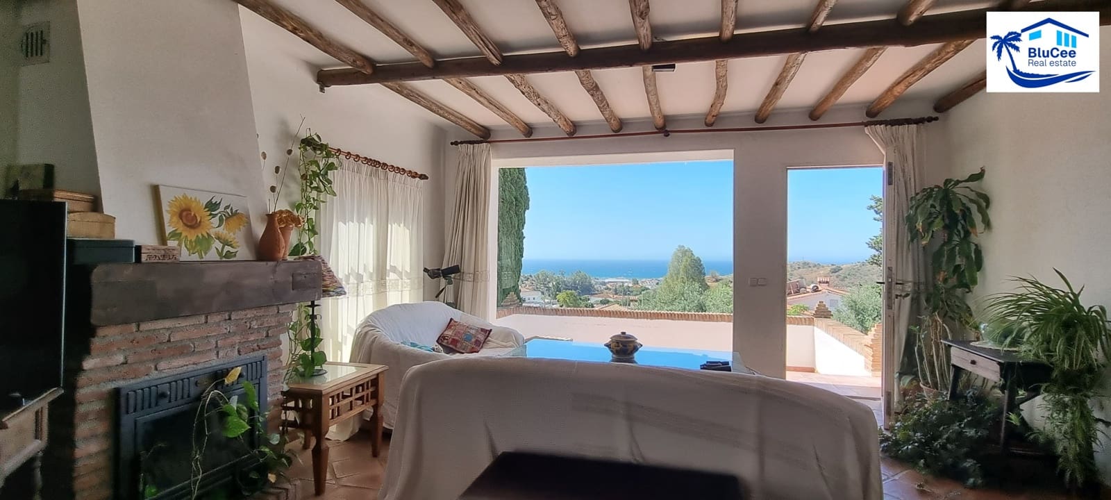 4 sypialnia Finka/Dom wiejski na sprzedaż w Rincon de la Victoria z basenem garażem - 850 000 € (Ref: 9126182)