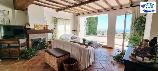 4 sypialnia Finka/Dom wiejski na sprzedaż w Rincón de la Victoria z basenem garażem - 850 000 € (Ref: 9126182)