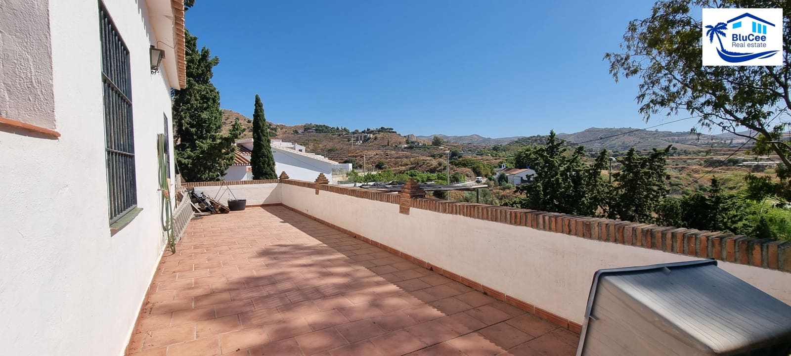 4 sypialnia Finka/Dom wiejski na sprzedaż w Rincon de la Victoria z basenem garażem - 850 000 € (Ref: 9126182)