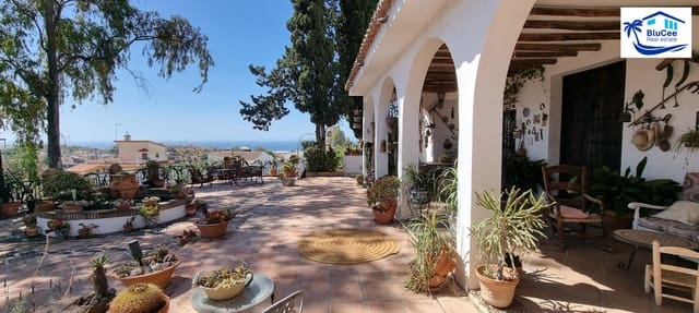 4 sypialnia Finka/Dom wiejski na sprzedaż w Rincón de la Victoria z basenem garażem - 850 000 € (Ref: 9126182)