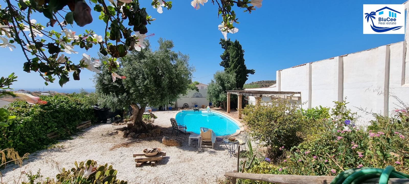 4 sypialnia Finka/Dom wiejski na sprzedaż w Rincon de la Victoria z basenem garażem - 850 000 € (Ref: 9126182)