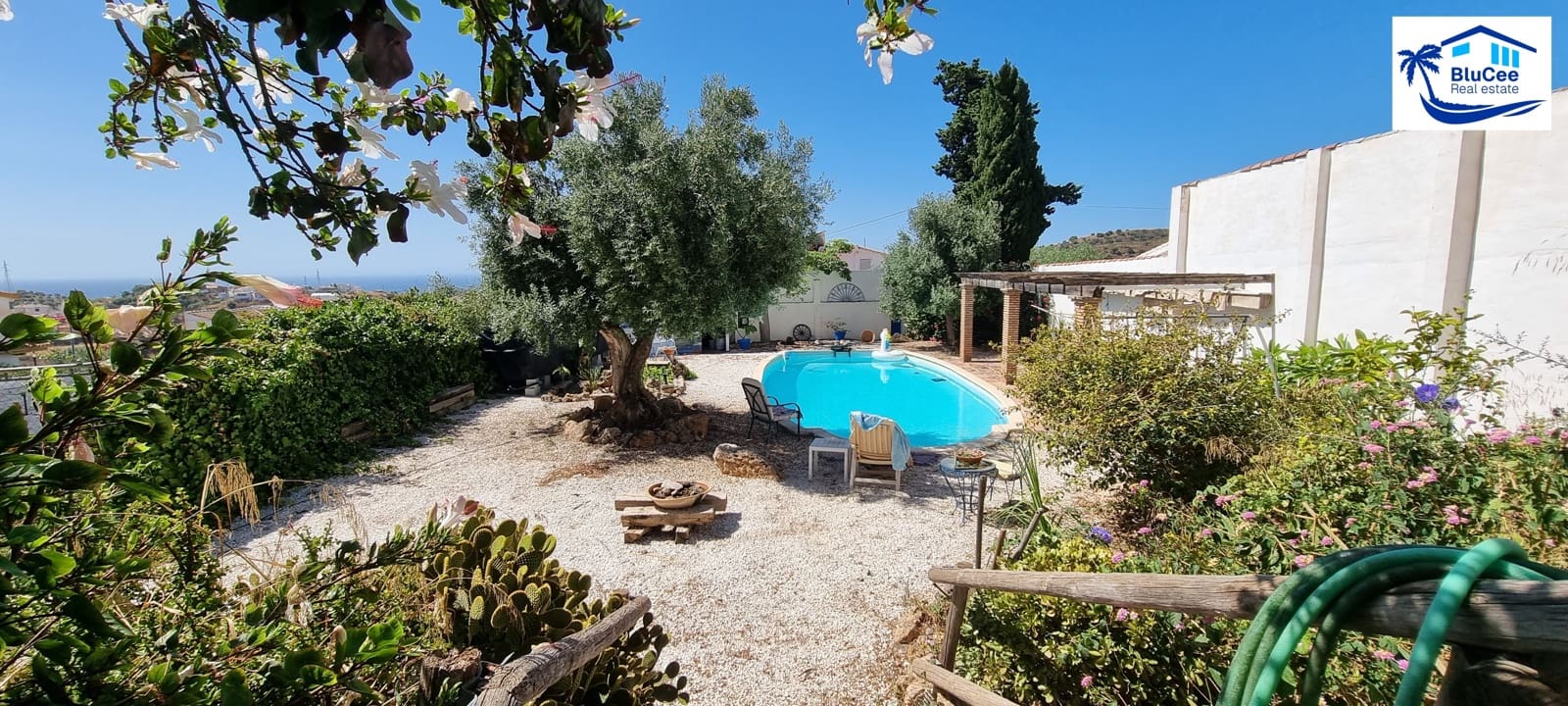 4 sypialnia Finka/Dom wiejski na sprzedaż w Rincon de la Victoria z basenem garażem - 850 000 € (Ref: 9126182)