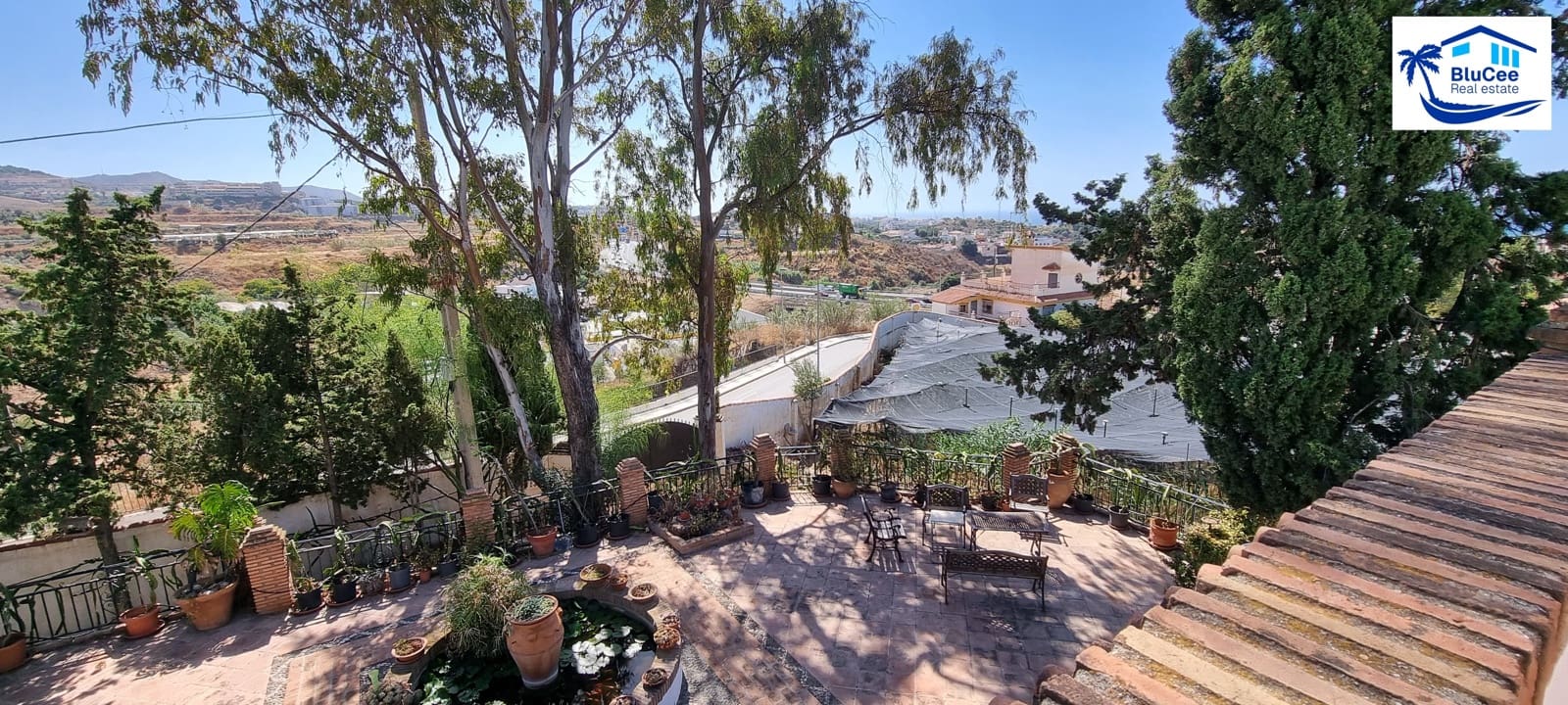 4 sypialnia Finka/Dom wiejski na sprzedaż w Rincon de la Victoria z basenem garażem - 850 000 € (Ref: 9126182)