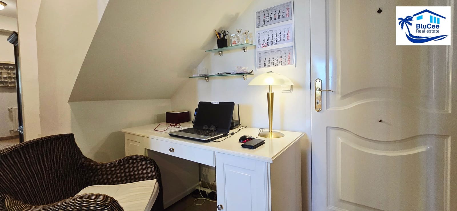 3 soveværelse Villa til salg i Sayalonga med swimmingpool garage - € 740.000 (Ref: 9153280)