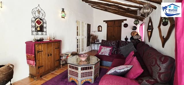 3 camera da letto Finca/Casa di Campagna in vendita in Mondron, Periana - 145.000 € (Rif: 9153363)