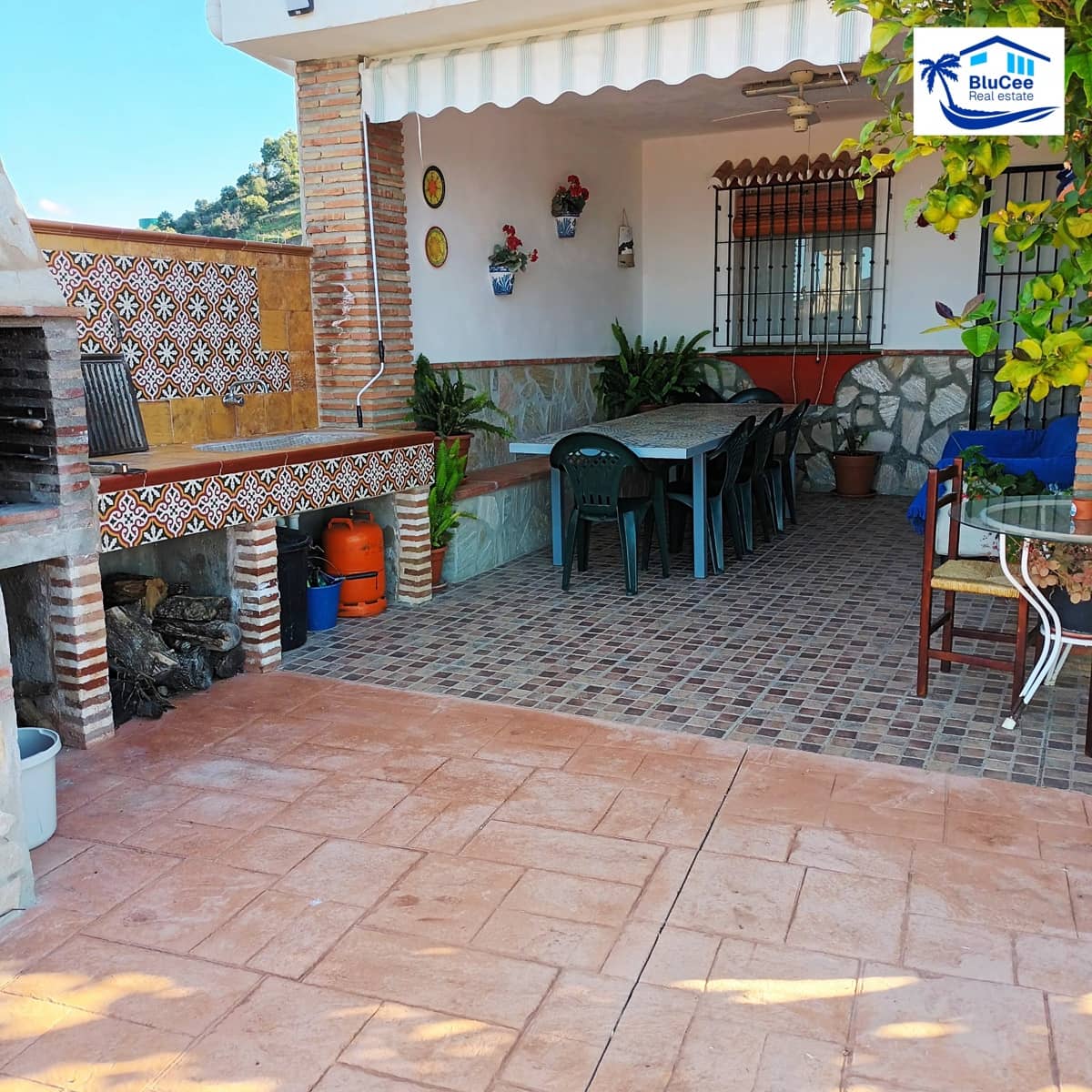 2 sypialnia Finka/Dom wiejski na sprzedaż w Torrox z basenem - 450 000 € (Ref: 9191369)