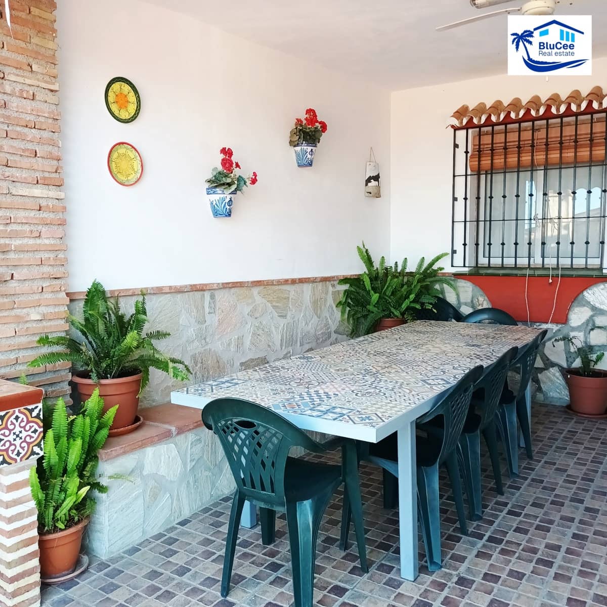 2 sypialnia Finka/Dom wiejski na sprzedaż w Torrox z basenem - 450 000 € (Ref: 9191369)