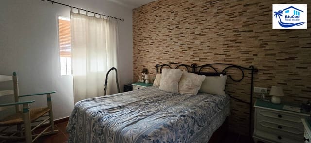 2 sypialnia Finka/Dom wiejski na sprzedaż w Torrox z basenem - 450 000 € (Ref: 9191369)