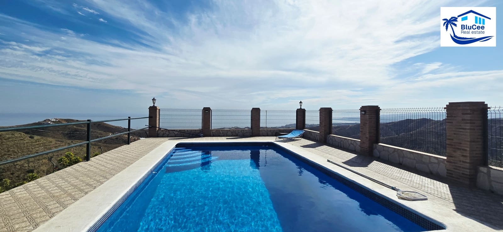 2 sypialnia Finka/Dom wiejski na sprzedaż w Torrox z basenem - 450 000 € (Ref: 9191369)