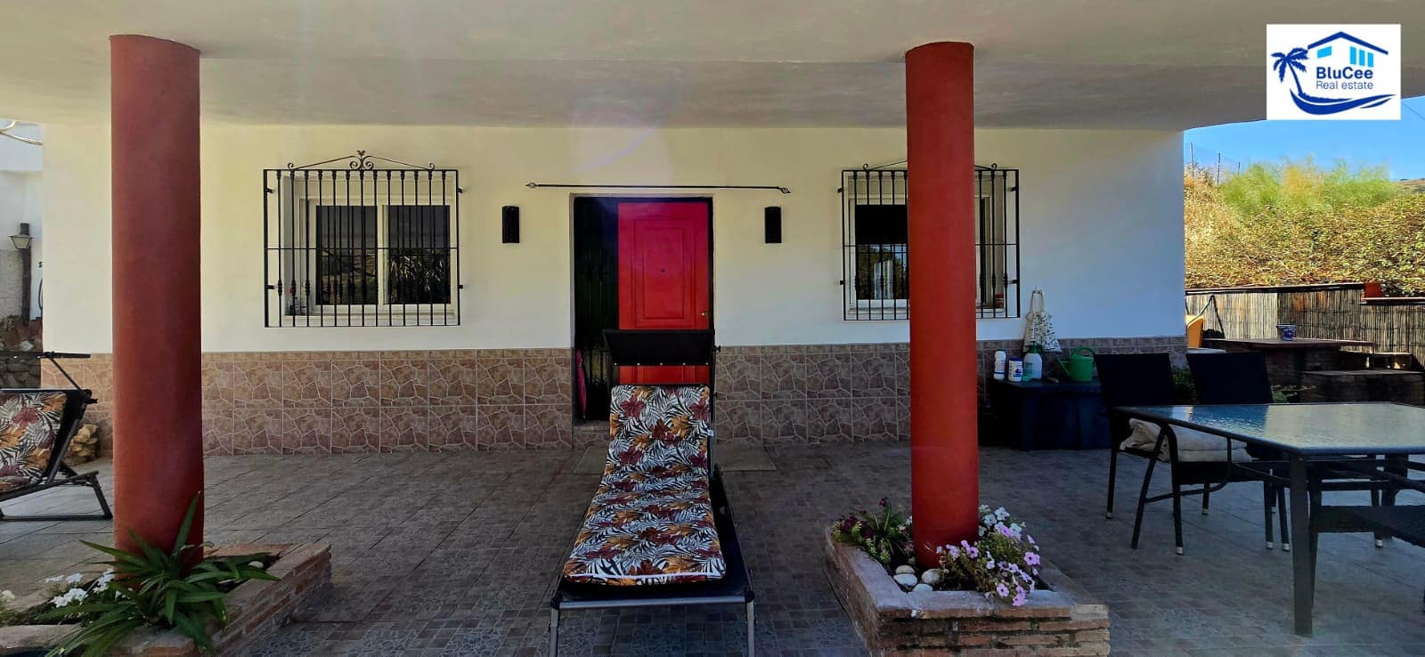 3 soverom Villa til salgs i Rubite med garasje - € 299 000 (Ref: 9203039)