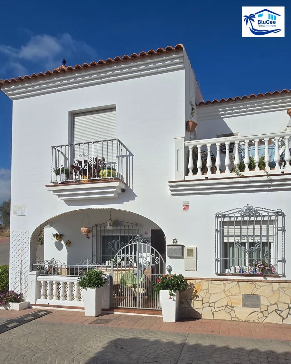 3 soverom Hus til salgs i Vinuela med svømmebasseng - € 299 000 (Ref: 9247666)