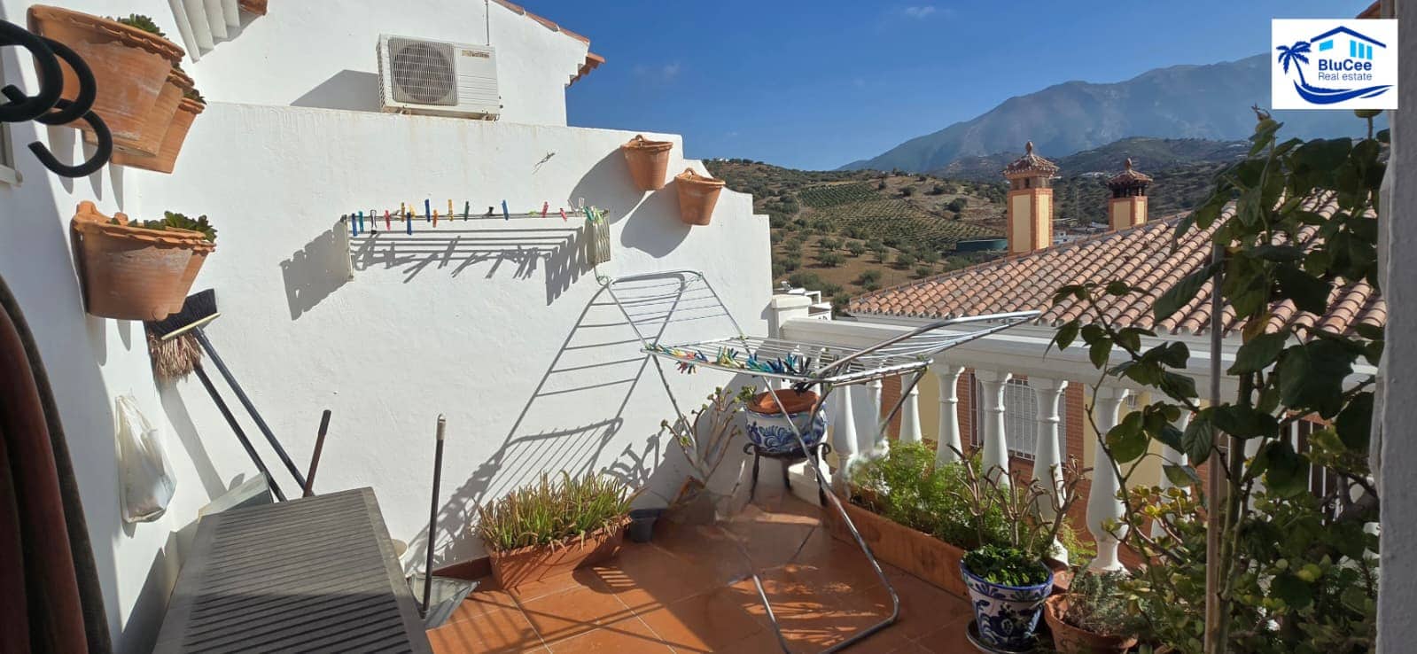 3 soverom Hus til salgs i Vinuela med svømmebasseng - € 299 000 (Ref: 9247666)