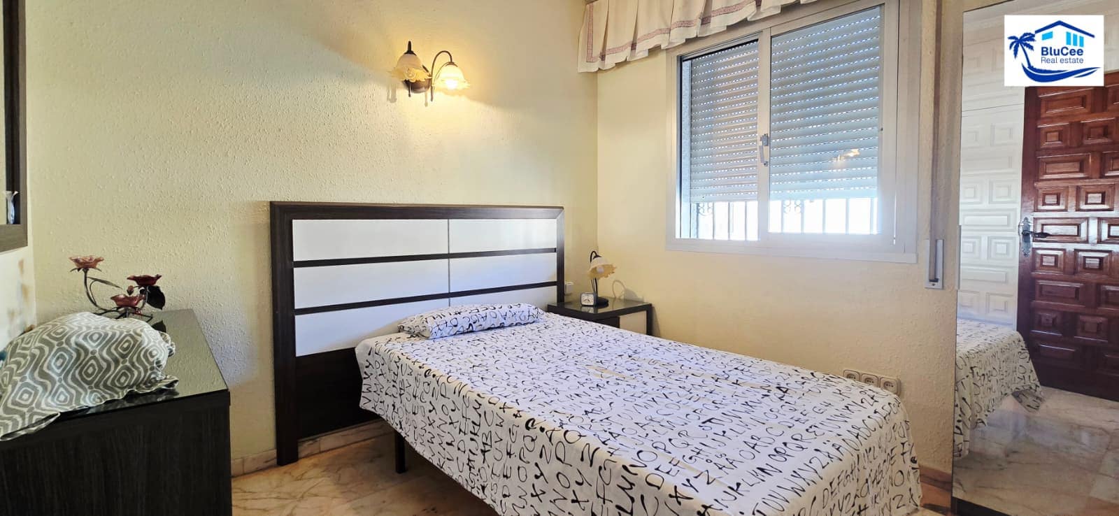 4 makuuhuone Omakotitalo myytävänä paikassa Torre de Benagalbon mukana 
autotalli - 1 300 000 € (Ref: 9247825)