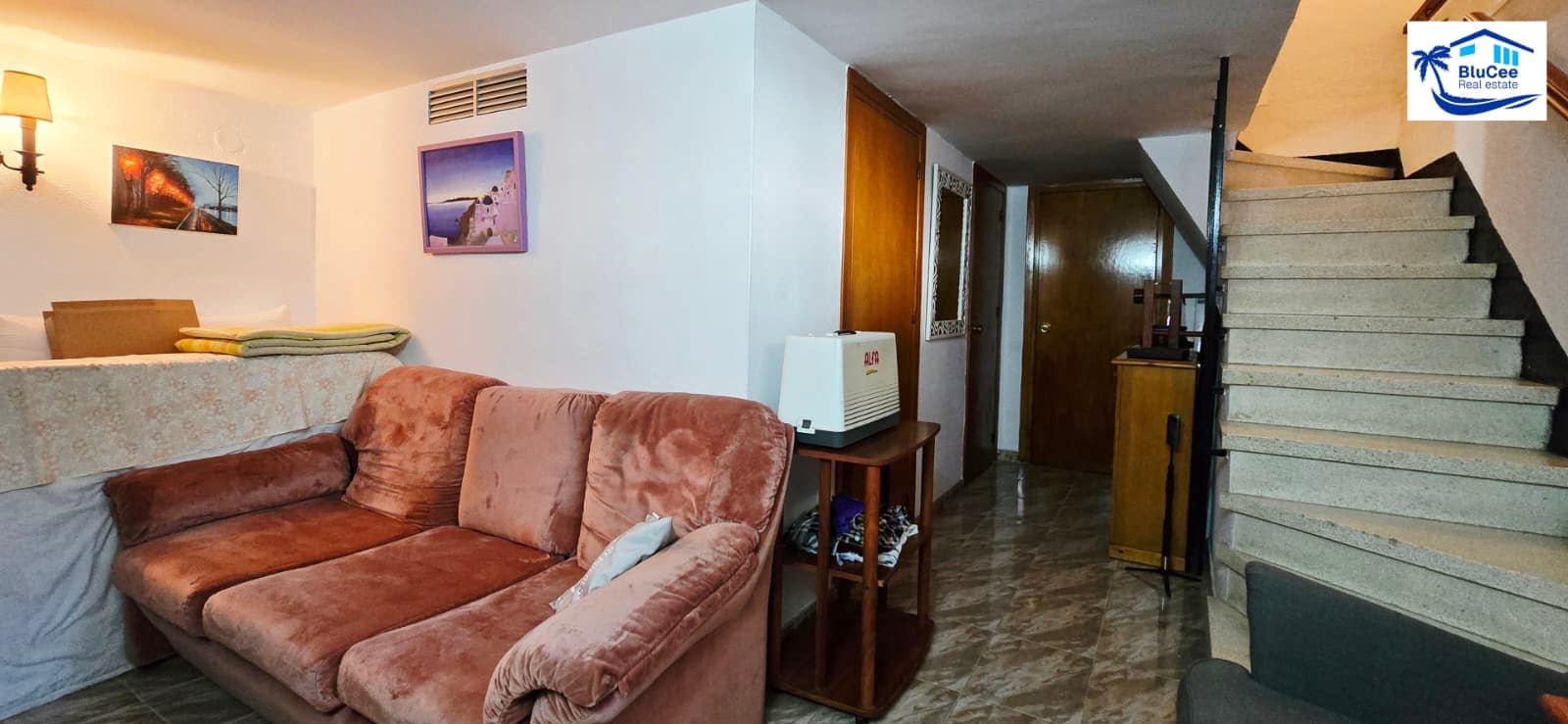 4 makuuhuone Omakotitalo myytävänä paikassa Torre de Benagalbon mukana 
autotalli - 1 300 000 € (Ref: 9247825)