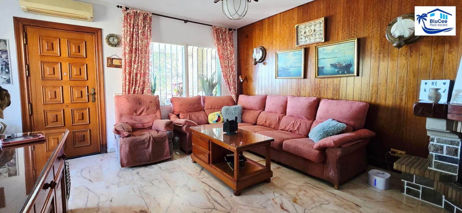 4 makuuhuone Omakotitalo myytävänä paikassa Torre de Benagalbon mukana 
autotalli - 1 300 000 € (Ref: 9247825)