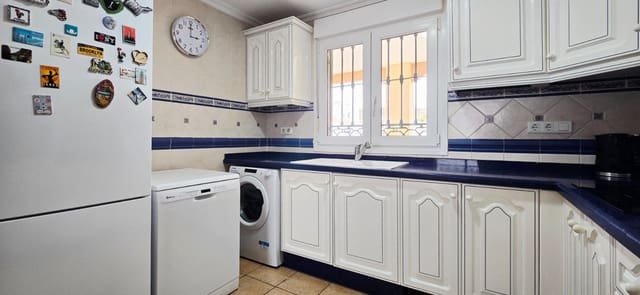 3 bedroom Penthouse for sale in Centro, Nerja - € 599,000 (Ref: 9263292)