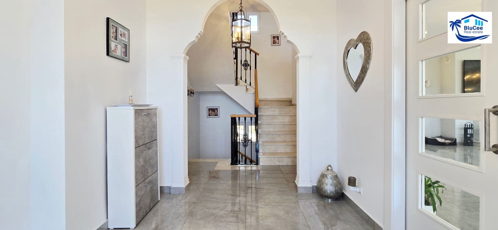 4 soverom Villa til salgs i Vinuela med svømmebasseng garasje - € 795 000 (Ref: 9283543)