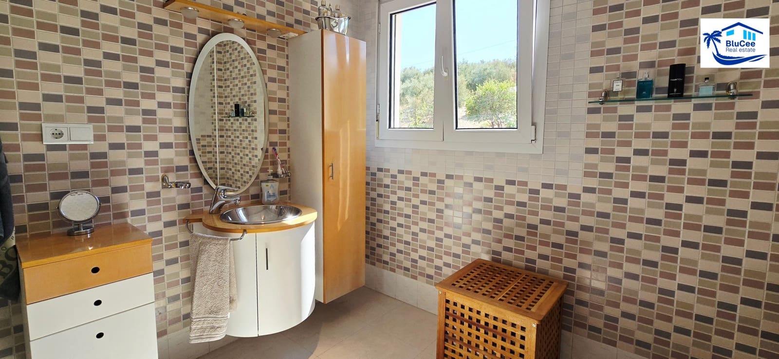 4 soverom Villa til salgs i Vinuela med svømmebasseng garasje - € 795 000 (Ref: 9283543)