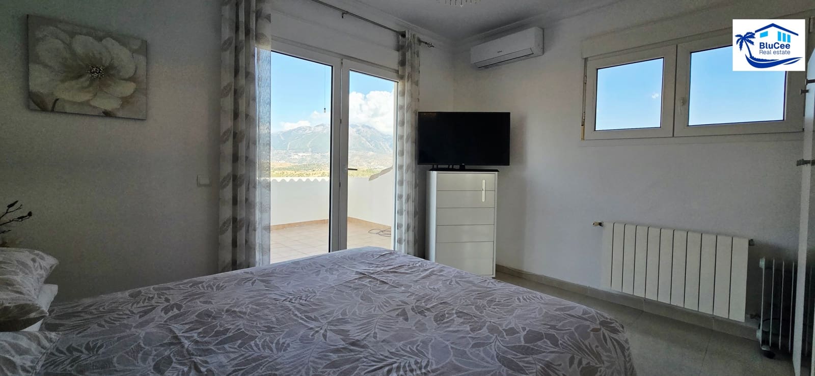 4 soverom Villa til salgs i Vinuela med svømmebasseng garasje - € 795 000 (Ref: 9283543)