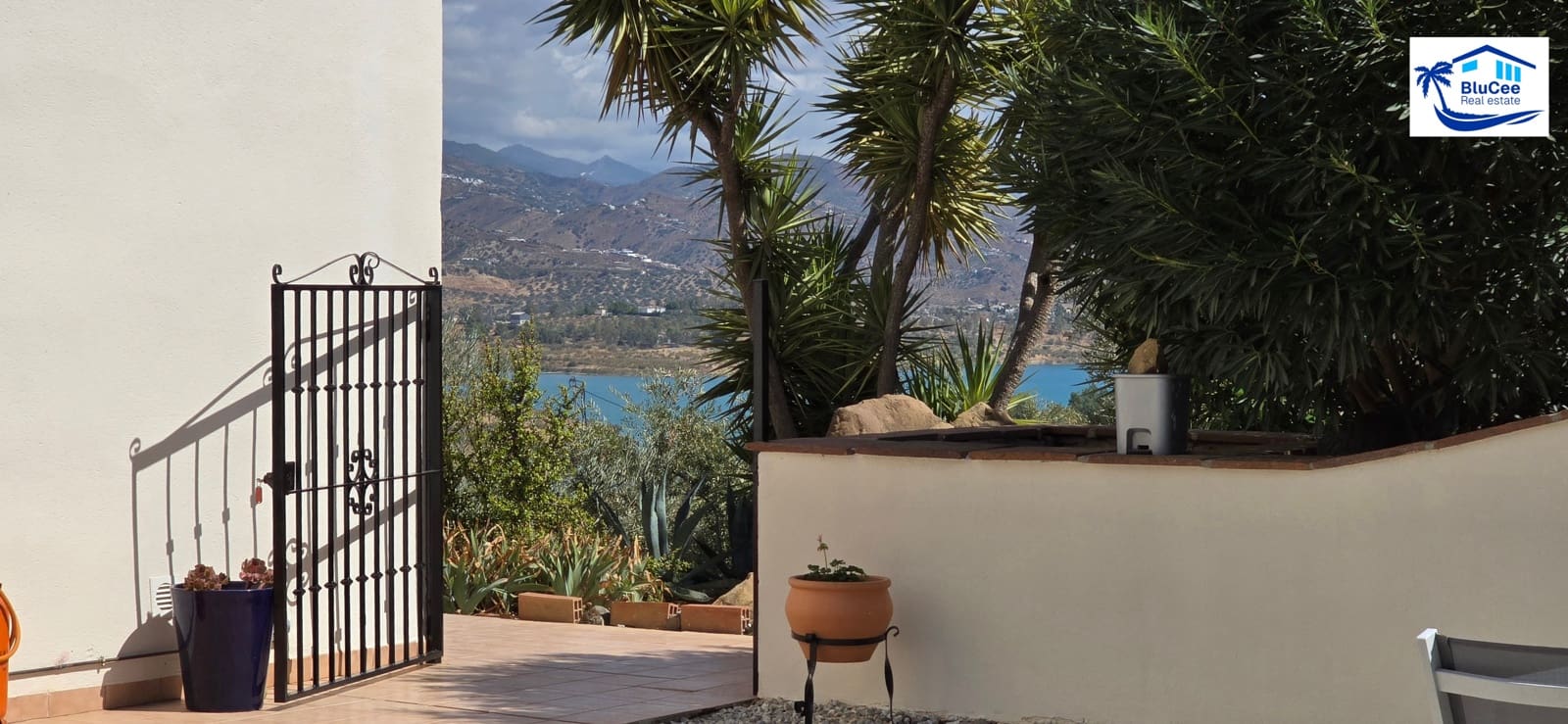 4 soverom Villa til salgs i Vinuela med svømmebasseng garasje - € 795 000 (Ref: 9283543)