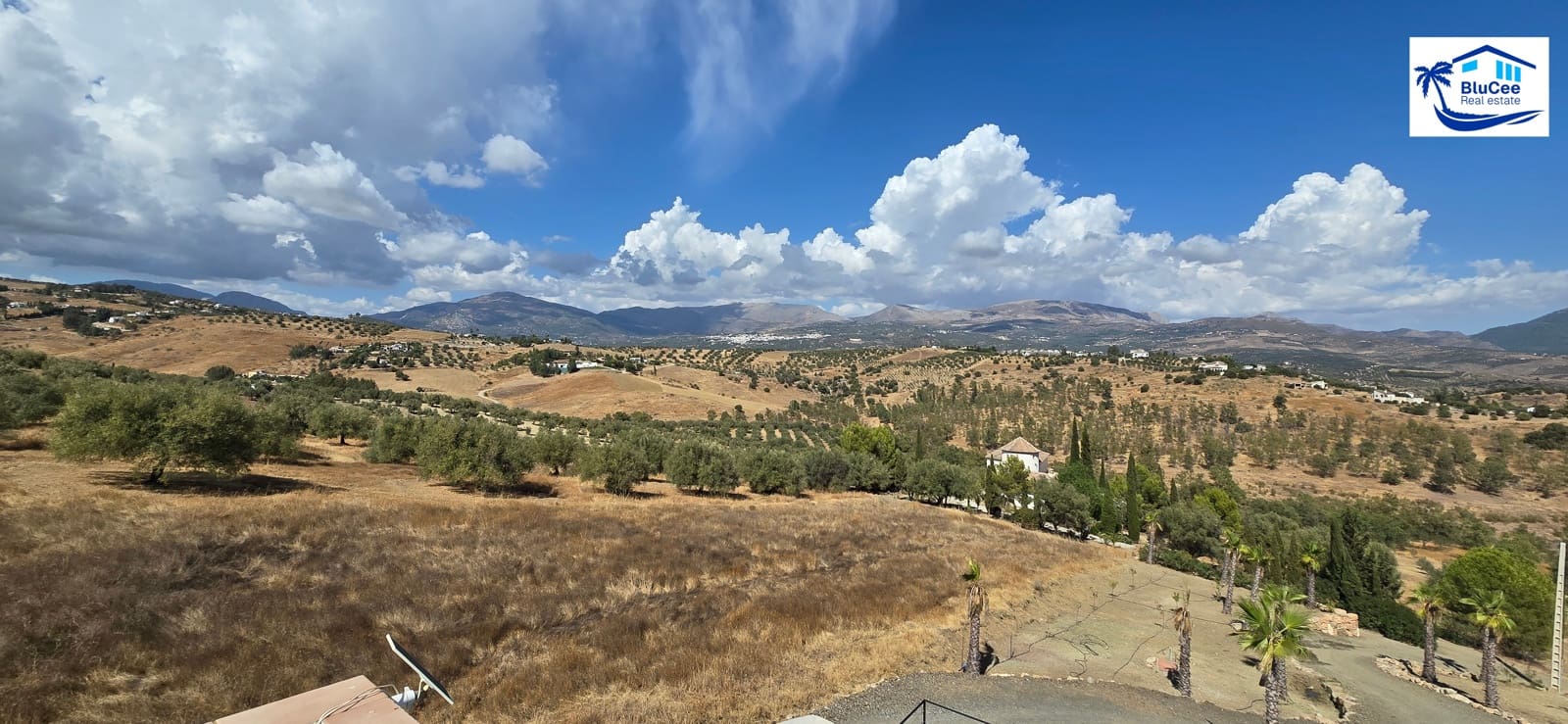 4 soverom Villa til salgs i Vinuela med svømmebasseng garasje - € 795 000 (Ref: 9283543)