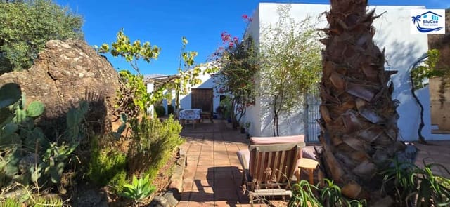 2 bedroom Finca/Country House for sale in Riogordo - € 345,000 (Ref: 9301470)