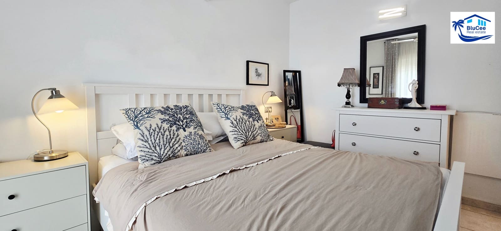 3 soveværelse Villa til salg i Vinuela med swimmingpool garage - € 349.000 (Ref: 9301920)