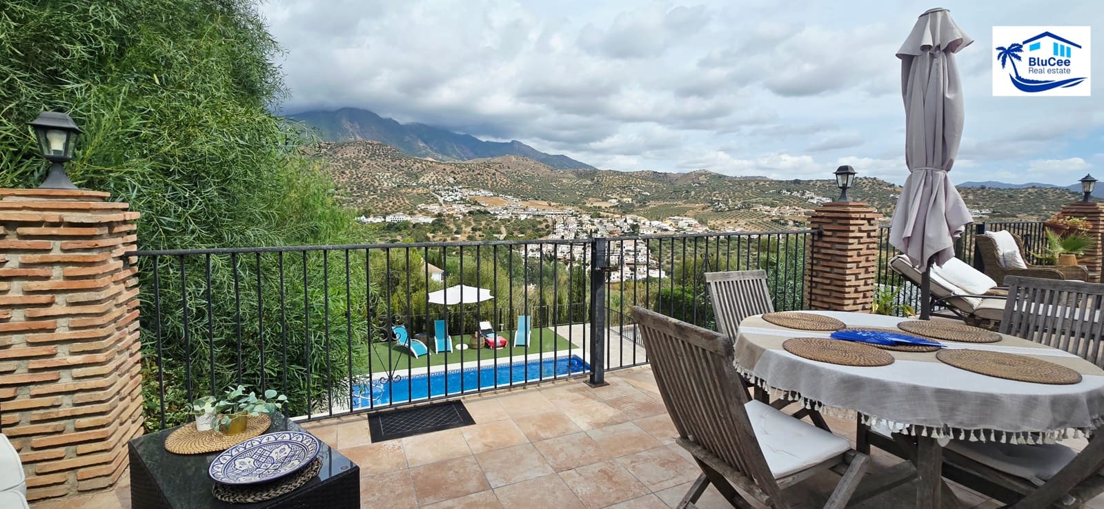 3 soveværelse Villa til salg i Vinuela med swimmingpool garage - € 349.000 (Ref: 9301920)