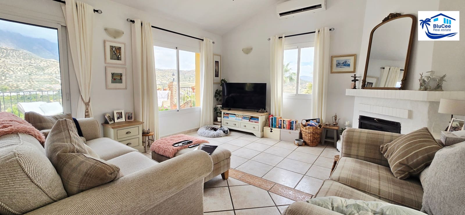 3 soveværelse Villa til salg i Vinuela med swimmingpool garage - € 349.000 (Ref: 9301920)