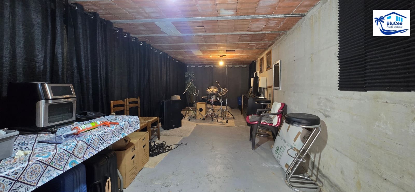 3 soveværelse Villa til salg i Vinuela med swimmingpool garage - € 349.000 (Ref: 9301920)