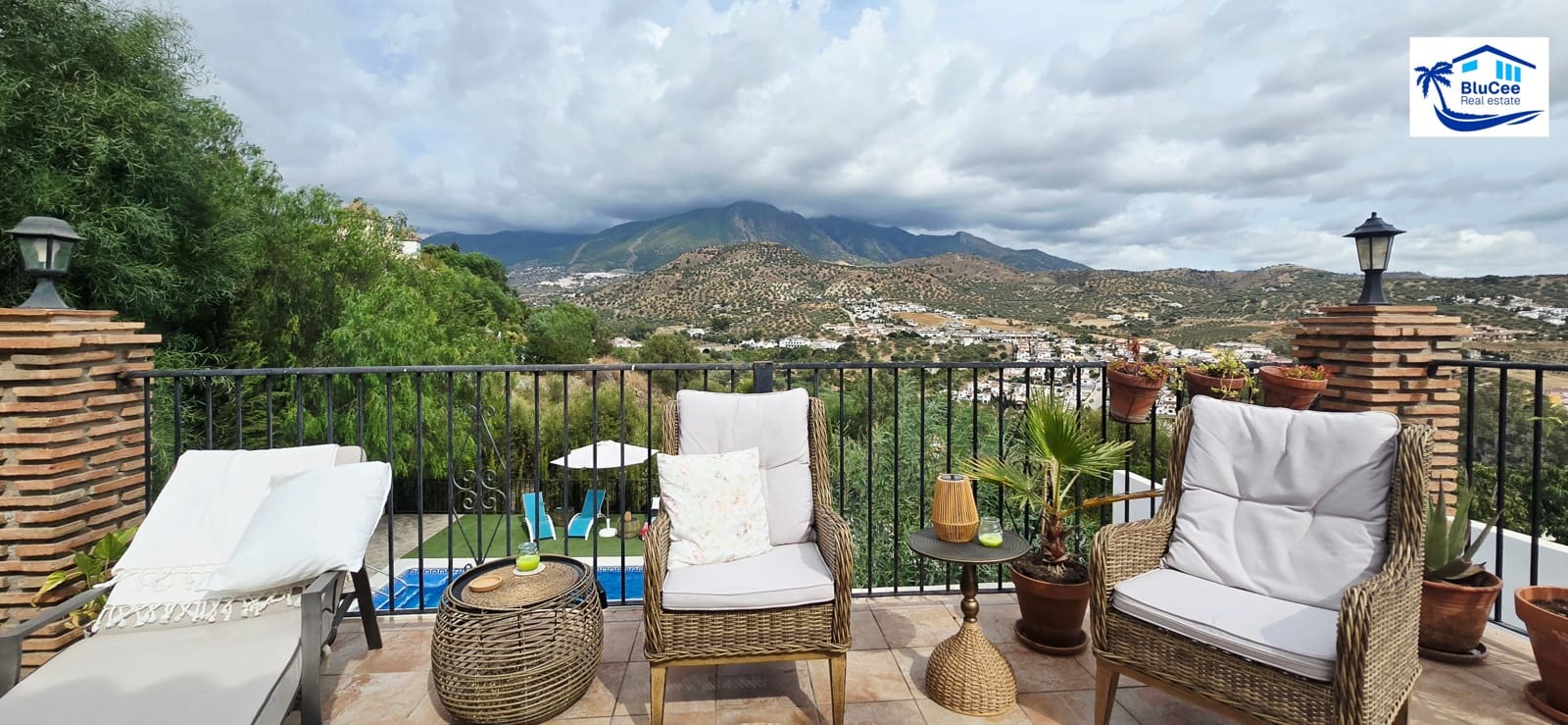 3 soveværelse Villa til salg i Vinuela med swimmingpool garage - € 349.000 (Ref: 9301920)