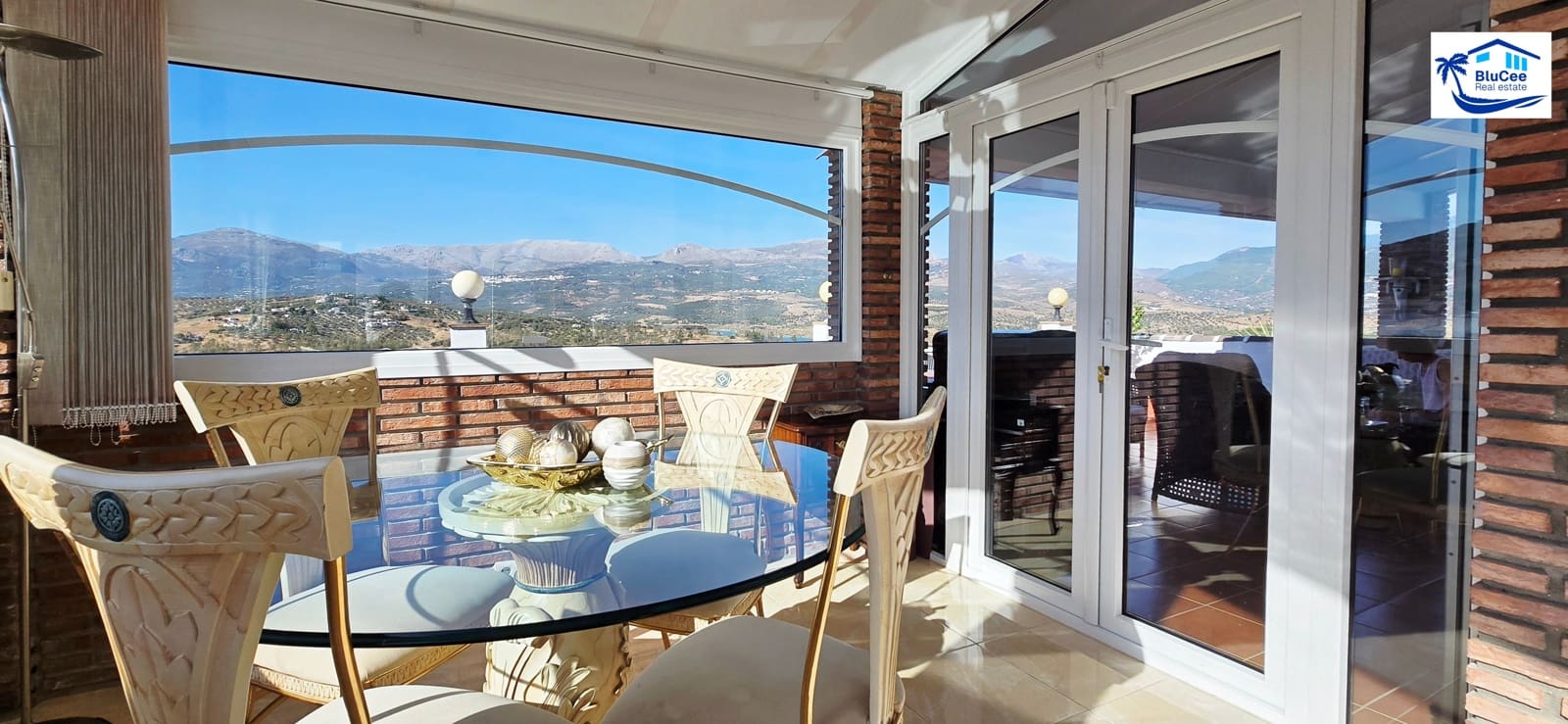 3 soveværelse Villa til salg i Vinuela med swimmingpool garage - € 470.000 (Ref: 9314248)