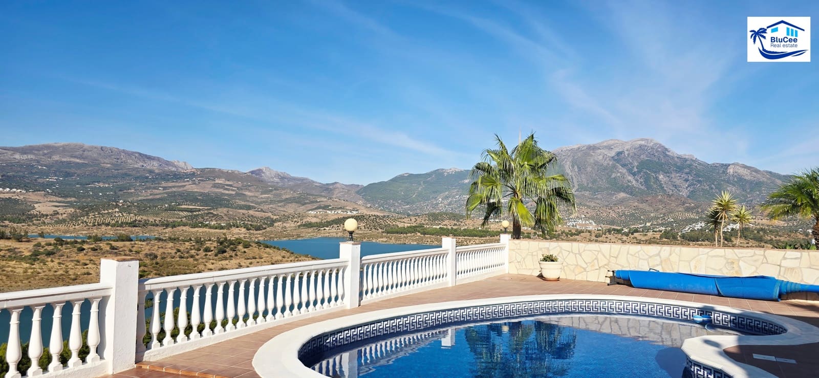 3 soveværelse Villa til salg i Vinuela med swimmingpool garage - € 470.000 (Ref: 9314248)