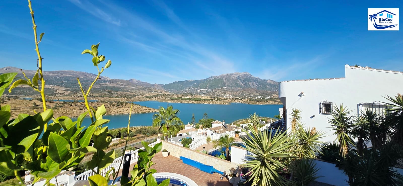 3 soveværelse Villa til salg i Vinuela med swimmingpool garage - € 470.000 (Ref: 9314248)