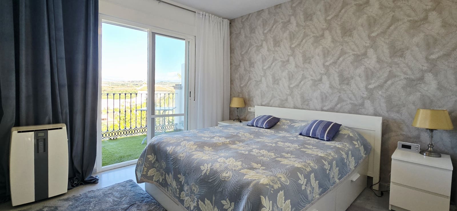 3 soverom Kjedet enebolig til salgs i Mezquitilla med svømmebasseng - € 435 000 (Ref: 9360468)