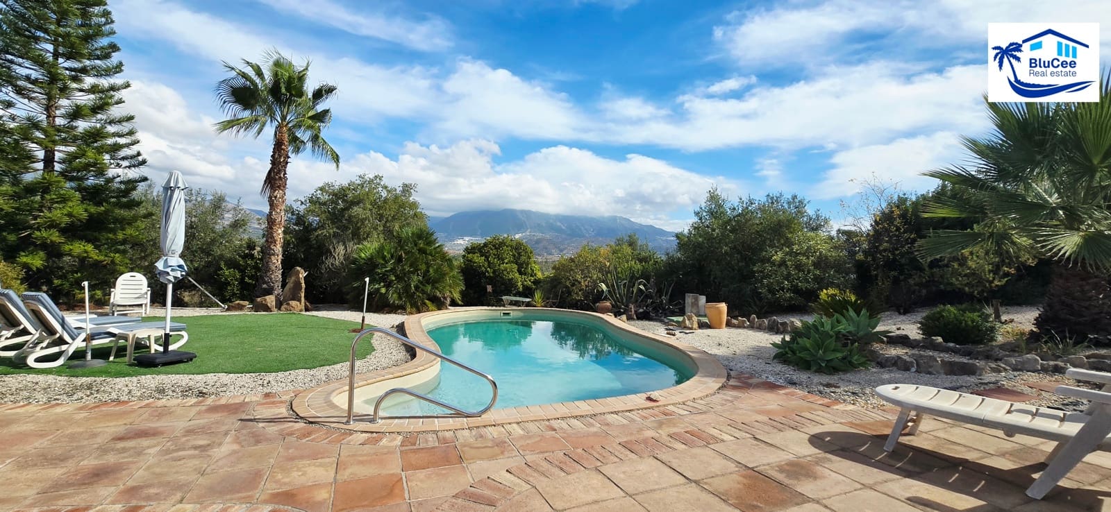 3 chambre Villa/Maison à vendre à Velez-Malaga avec piscine garage - 425 000 € (Ref: 9373887)