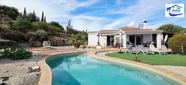3 chambre Villa/Maison à vendre à Vélez-Málaga avec piscine garage - 425 000 € (Ref: 9373887)